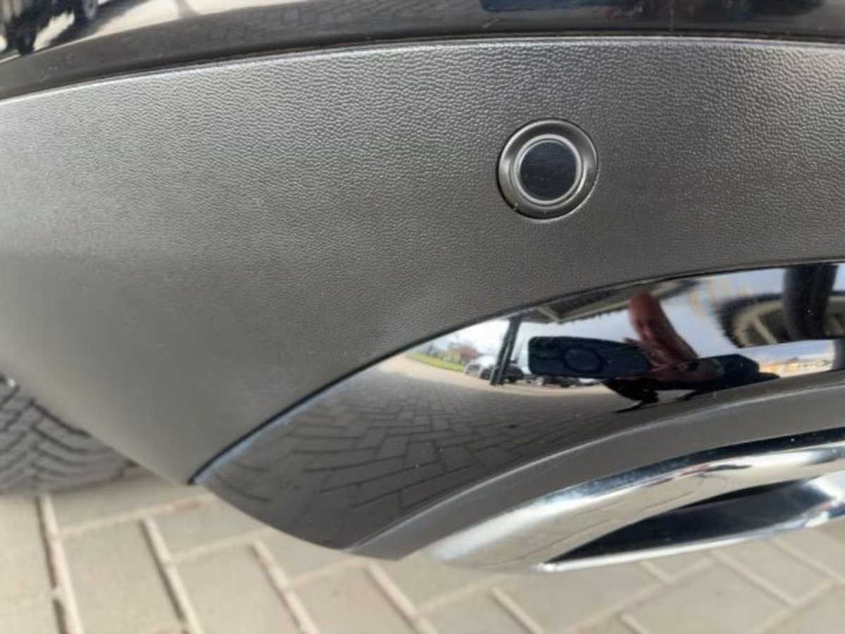 Mercedes-Benz GLC Coupé 200 4Matic EQ-Boost Coupé Premium (9)