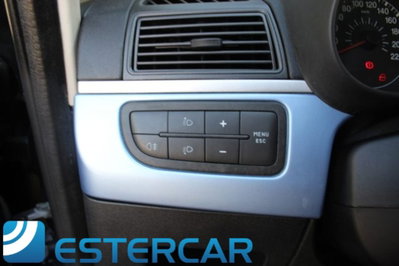 Fiat Grande Punto 1.3 MJT 75 CV 5 porte Dynamic (18)