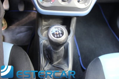 Fiat Grande Punto 1.3 MJT 75 CV 5 porte Dynamic (19)