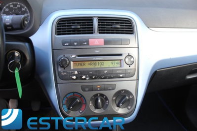 Fiat Grande Punto 1.3 MJT 75 CV 5 porte Dynamic (6)