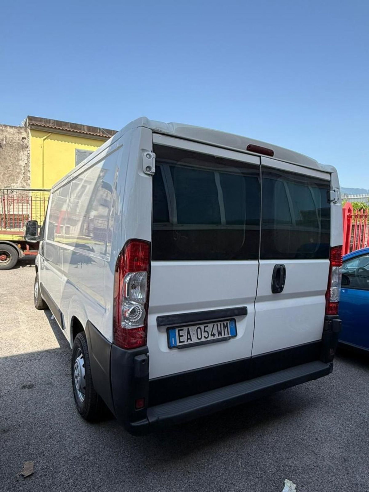 Peugeot Boxer Furgone 330 2.2 HDi/120CV PC-TN Combi Comfort (8)