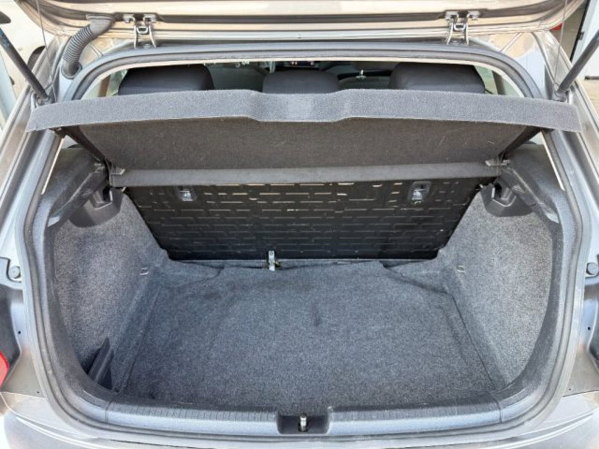Volkswagen Polo 1.0 MPI 75 CV 5p. Comfortline (15)