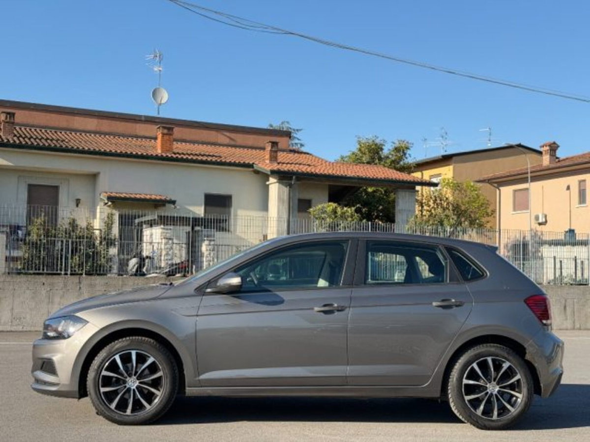 Volkswagen Polo 1.0 MPI 75 CV 5p. Comfortline (5)