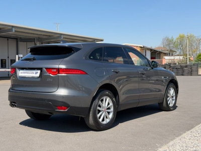 Jaguar F-Pace 2.0 D 180 CV AWD Pure (6)