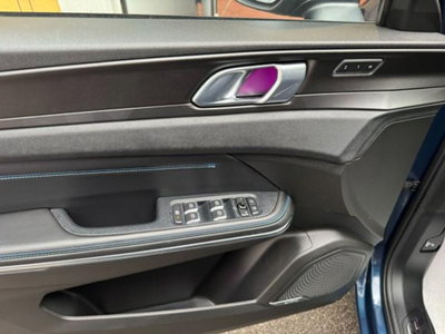 Lynk & Co 01 01 1.5 td phev (12)