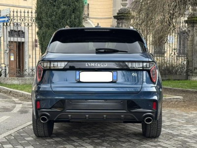 Lynk & Co 01 01 1.5 td phev (3)