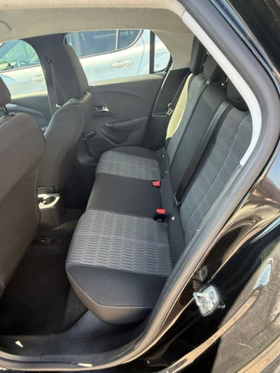 Opel Corsa 1.2 Edition (9)