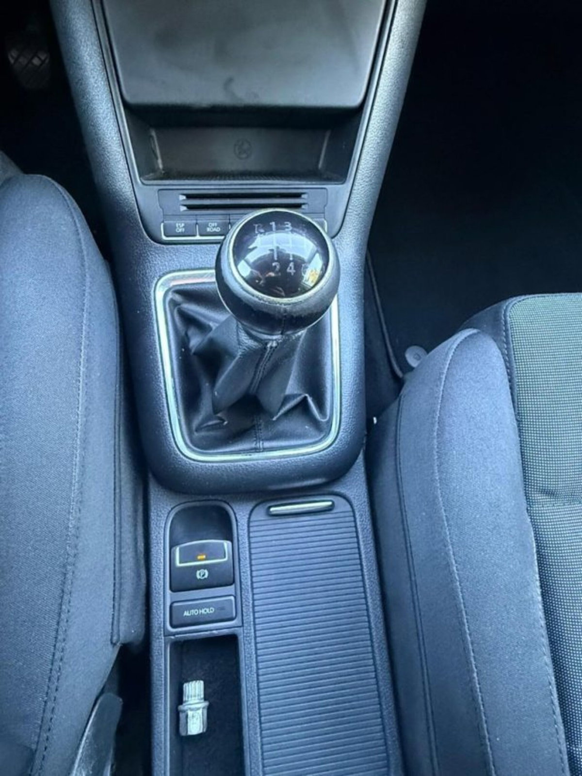 Volkswagen Tiguan 2.0 16V TDI DPF tiptronic Sport & Style (18°) (11)