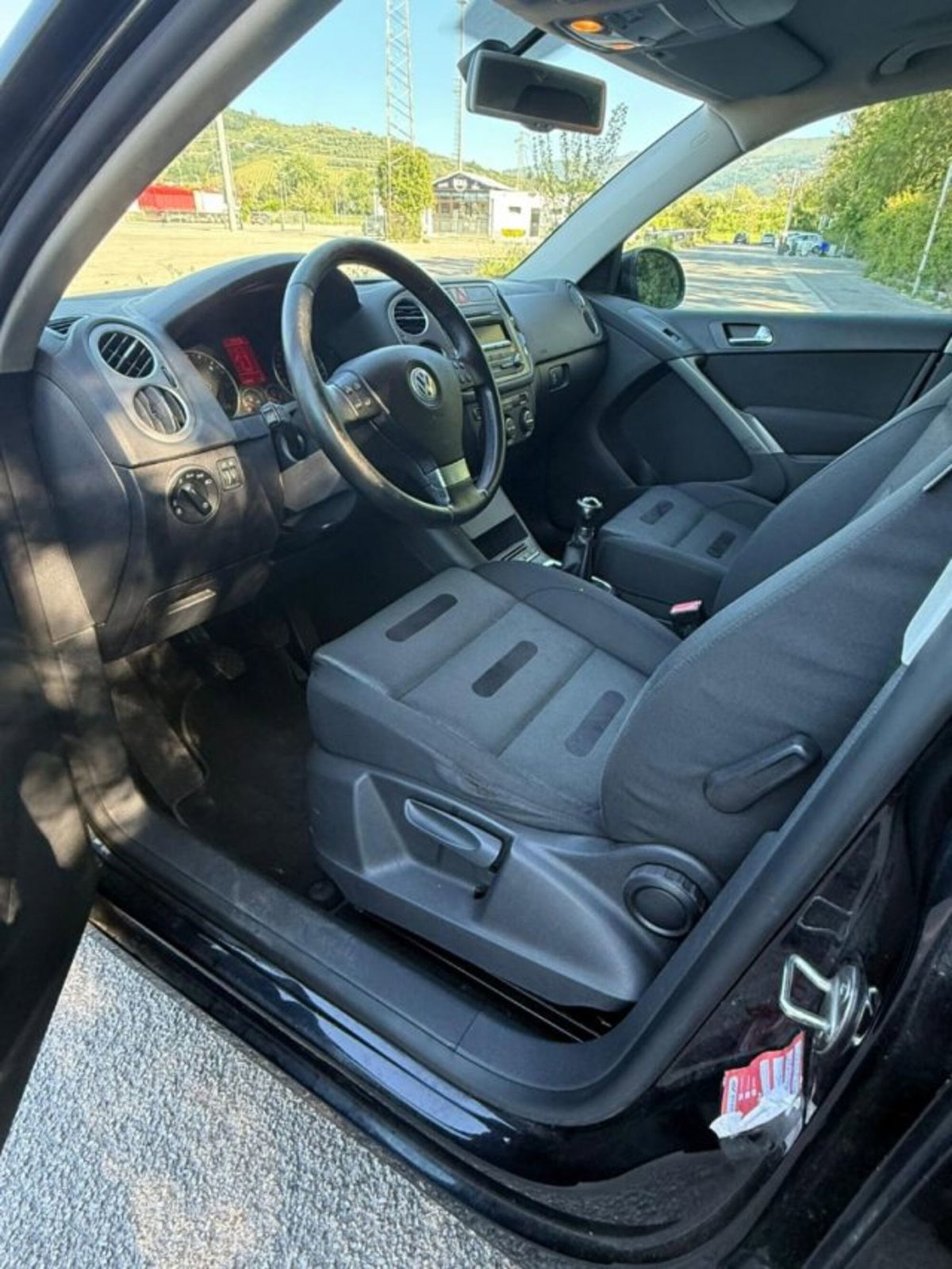 Volkswagen Tiguan 2.0 16V TDI DPF tiptronic Sport & Style (18°) (13)