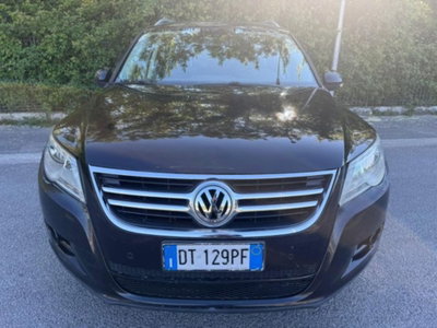 Volkswagen Tiguan 2.0 16V TDI DPF tiptronic Sport & Style (18°) (4)
