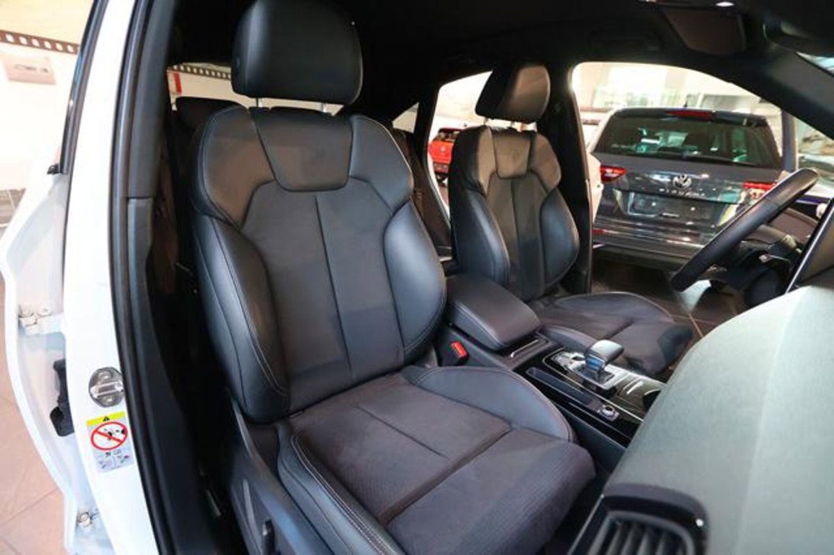 Audi SQ5 Sportback 3.0 tdi mhev 48V Sport Attitude quattro tiptronic (17)