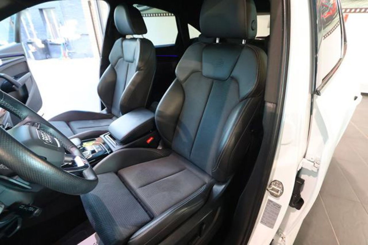 Audi SQ5 Sportback 3.0 tdi mhev 48V Sport Attitude quattro tiptronic (18)