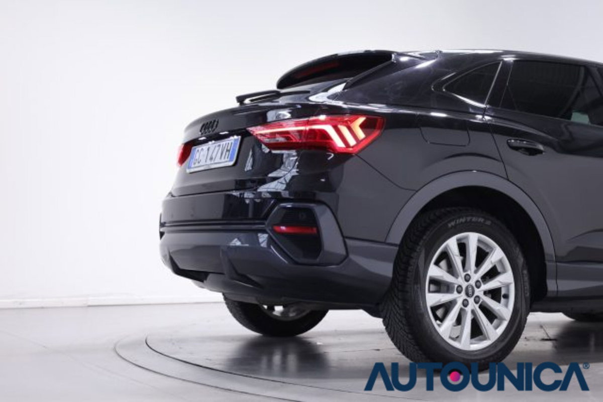 Audi Q3 Sportback 35 TDI quattro S tronic Business Plus (13)