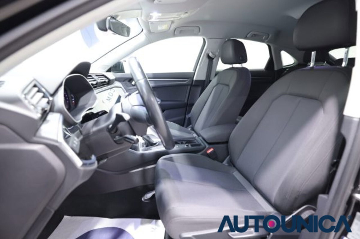 Audi Q3 Sportback 35 TDI quattro S tronic Business Plus (6)