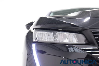 Peugeot 408 1.2 hybrid Allure 136cv e-dsc6 (12)