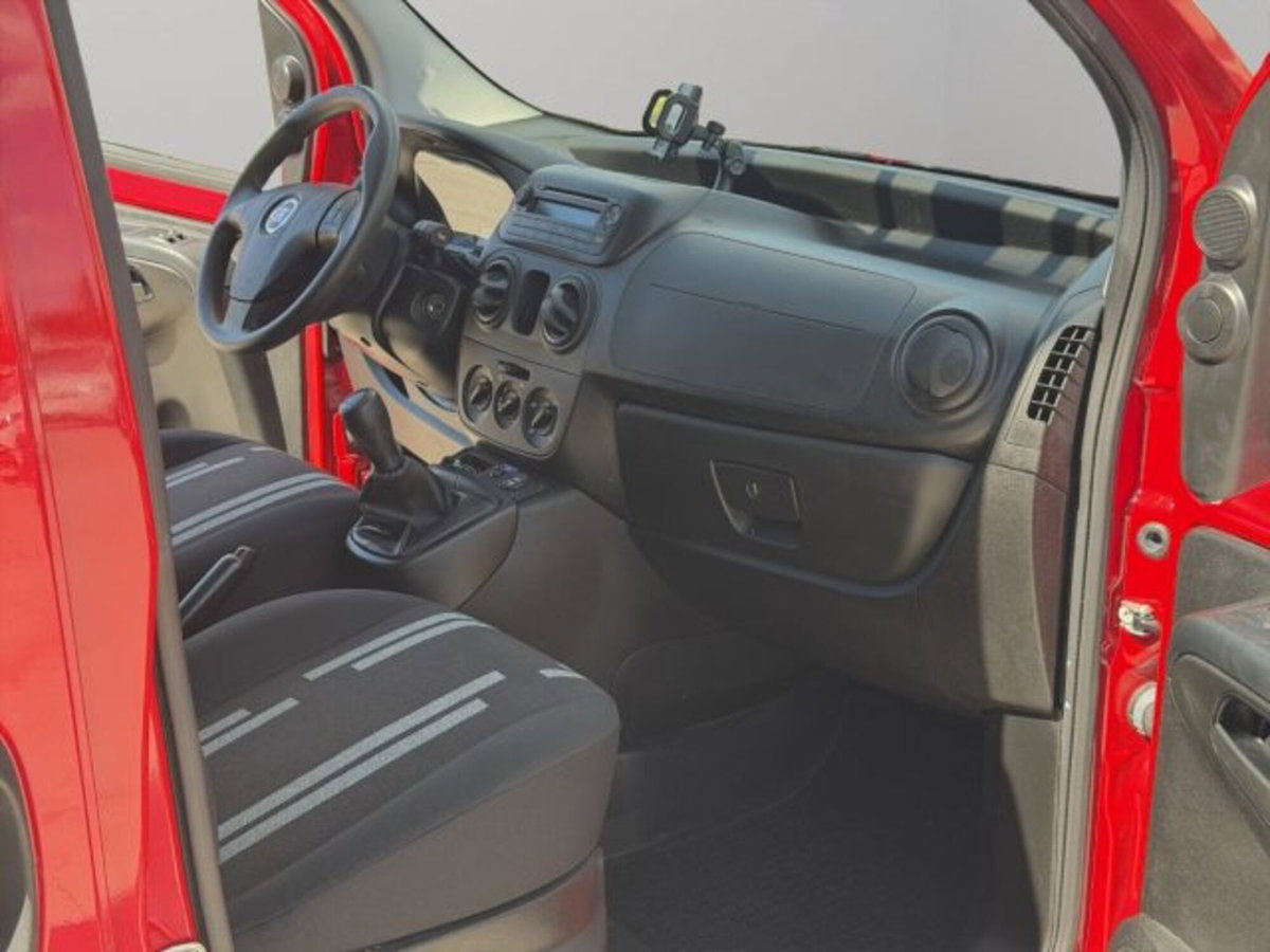 Fiat Fiorino combi N1 1.3 mjt 95cv Adventure (9)