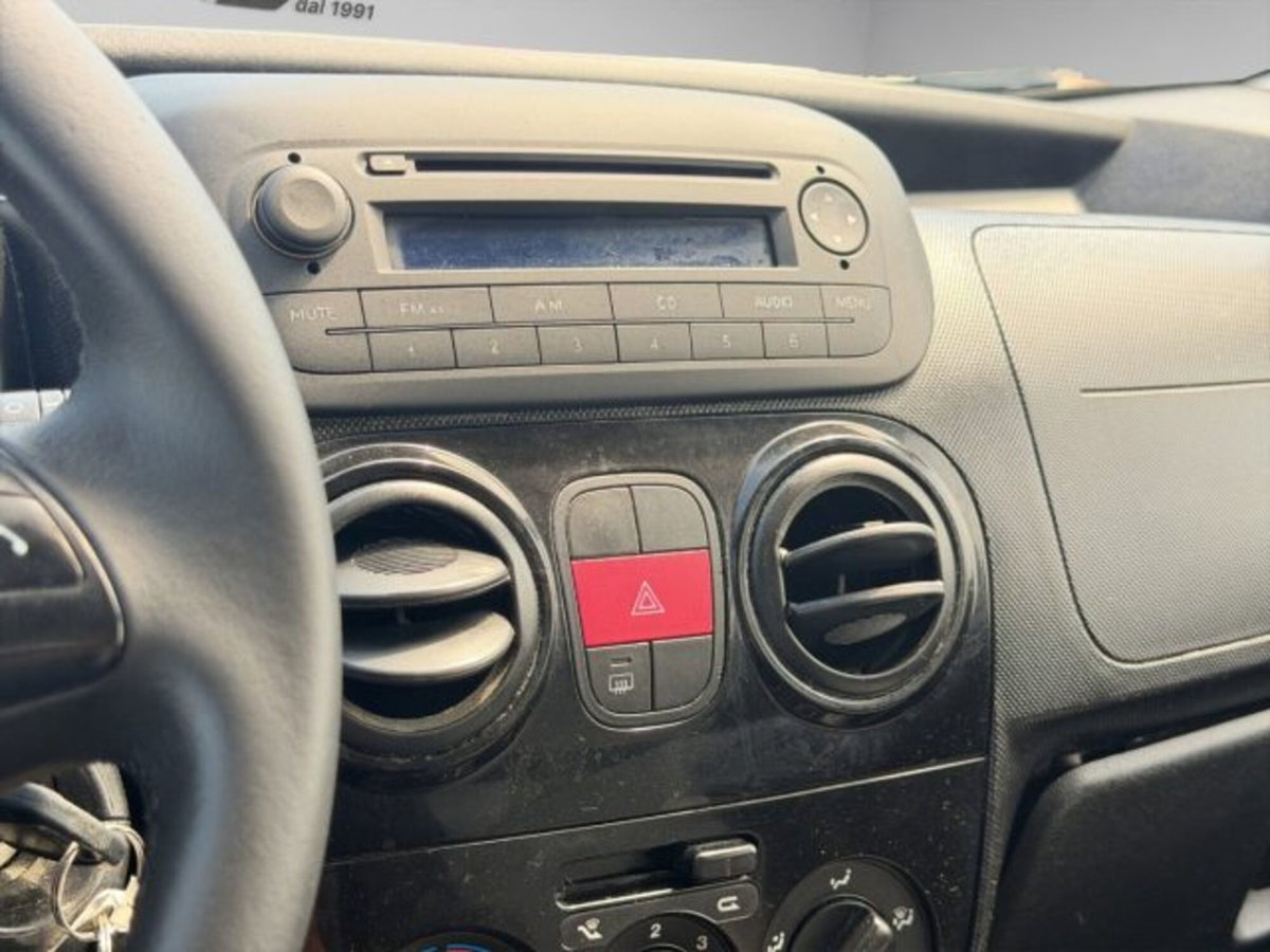 Fiat Qubo 1.3 MJT 80 CV Active (13)