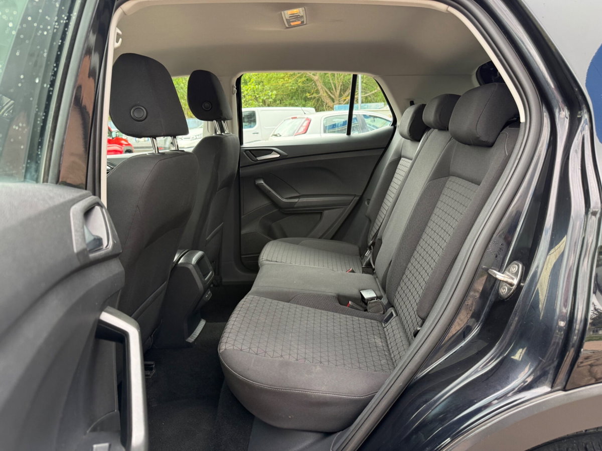 Volkswagen T-Cross 1.0 TSI 110 CV DSG Style (16)