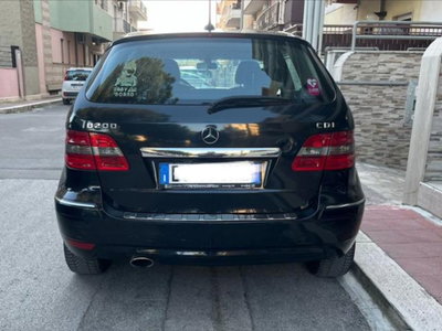 Mercedes-Benz Classe B 200 CDI Premium (11)