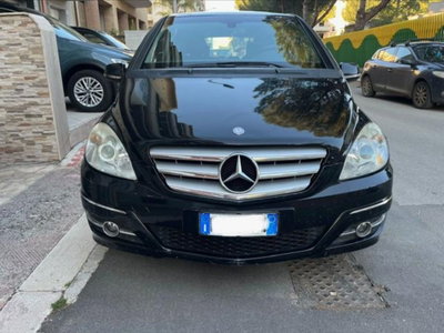 Mercedes-Benz Classe B 200 CDI Premium (2)