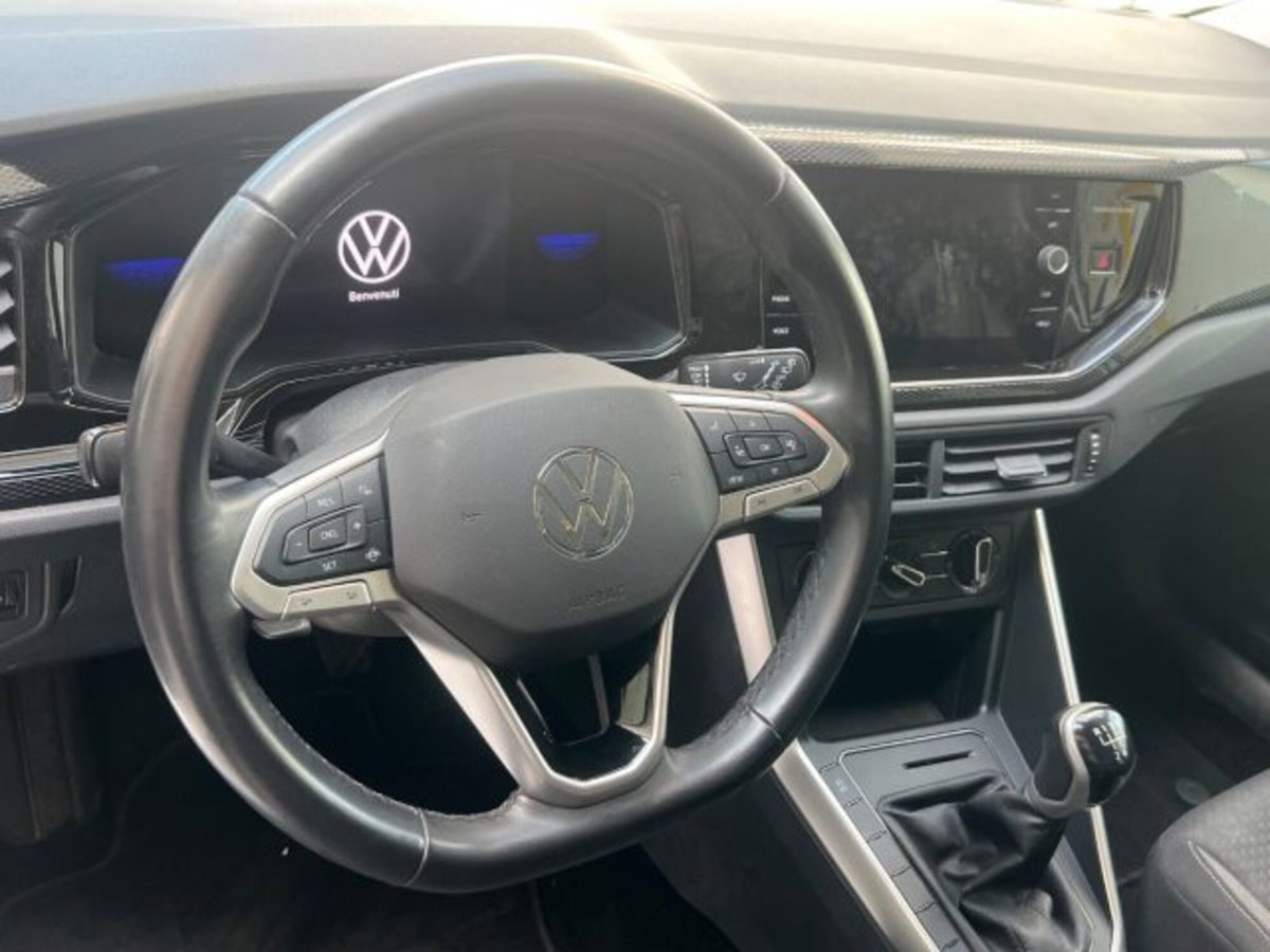 Volkswagen Polo 1.0 tsi Life 95cv (7)
