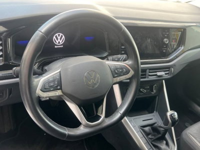 Volkswagen Polo 1.0 tsi Life 95cv (7)