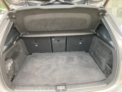 Mercedes-Benz GLA SUV 200 d Automatic Sport (17)