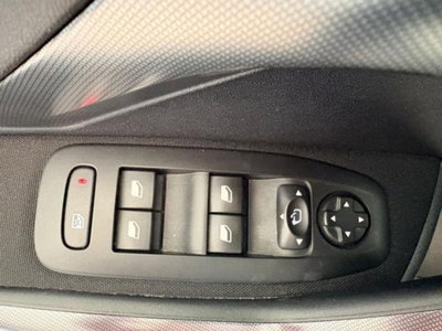 Peugeot 2008 100 Allure (12)