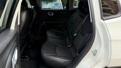 Jeep Compass 1.6 Multijet II 2WD Business (15)