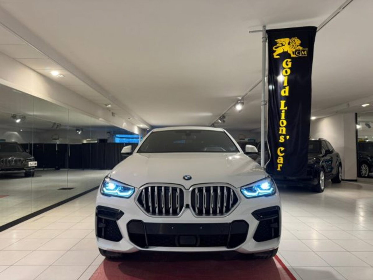 BMW X6 xDrive30d 48V Msport (2)