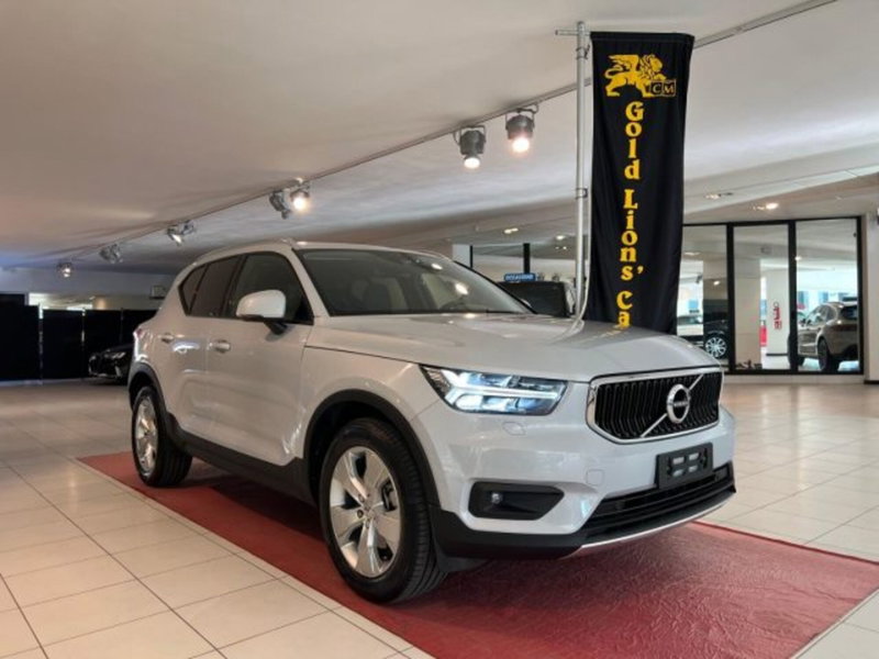 Volvo XC40 2.0 b4 Core auto