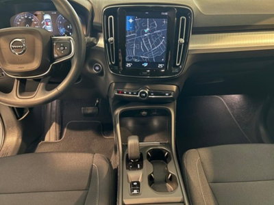 Volvo XC40 2.0 b4 Core auto (14)