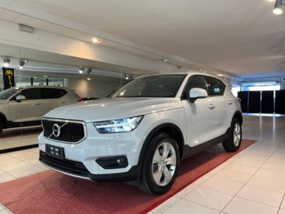Volvo XC40 2.0 b4 Core auto (3)