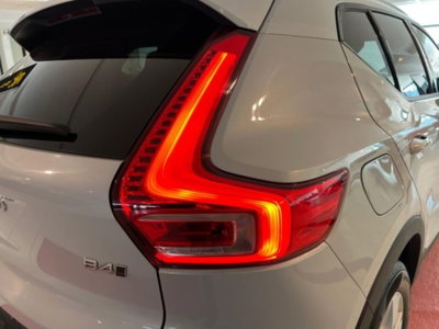 Volvo XC40 2.0 b4 Core auto (9)