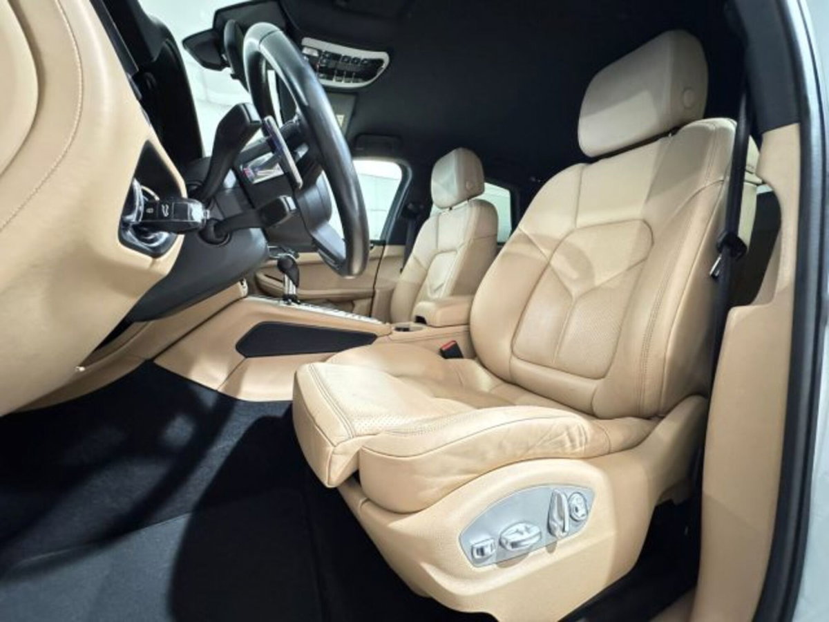 Porsche Macan 2.0 (11)