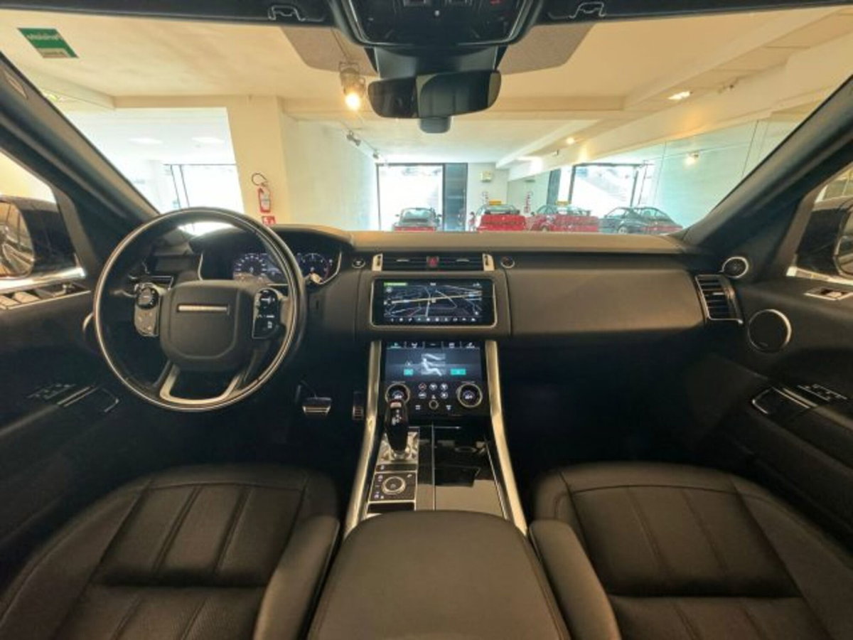 Land Rover Range Rover Sport 3.0D l6 249 CV HSE Dynamic Stealth (9)