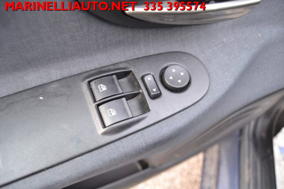 Lancia Ypsilon 1.0 FireFly 5 porte S&S Hybrid Ecochic Gold (12)