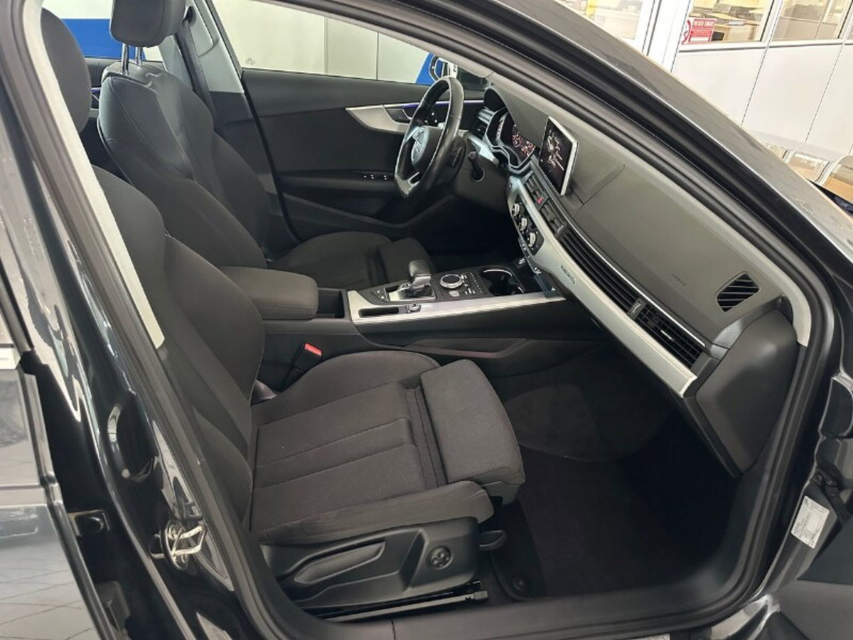 Audi A4 Avant 3.0 TDI 272 CV quattro tiptronic Business Sport (15)