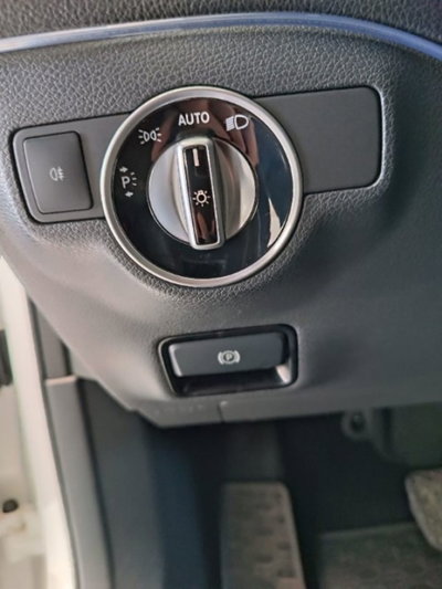 Mercedes-Benz GLA SUV 180 d Automatic Premium (19)