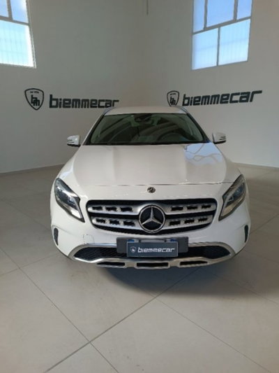 Mercedes-Benz GLA SUV 180 d Automatic Premium (3)