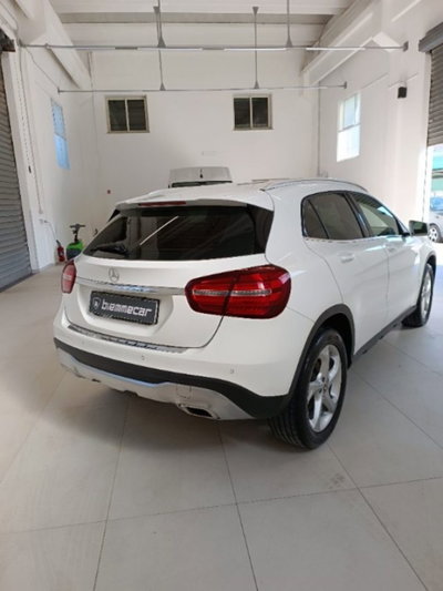 Mercedes-Benz GLA SUV 180 d Automatic Premium (5)