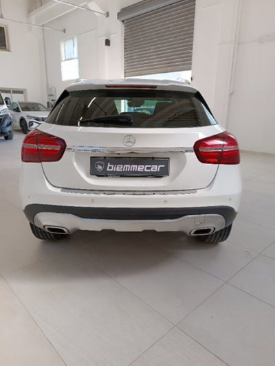 Mercedes-Benz GLA SUV 180 d Automatic Premium (6)