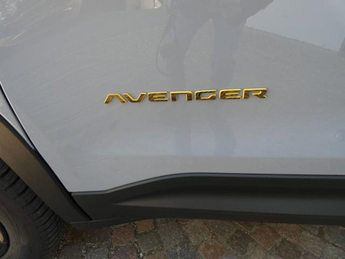 Jeep Avenger 1.2 turbo e-hybrid mhev The North Face 4xe 145cv edct6 (18)
