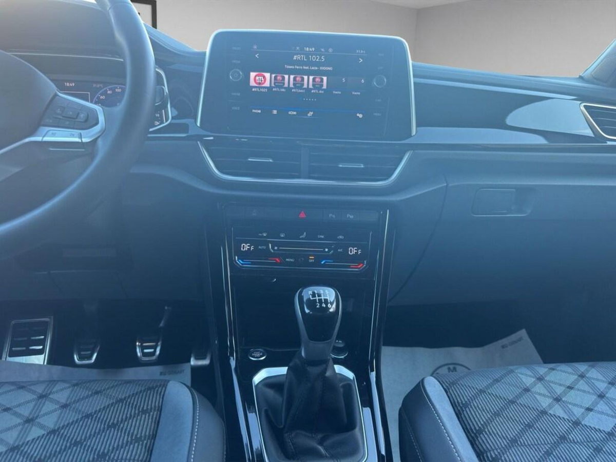 Volkswagen T-Roc 1.0 TSI R-Line (14)