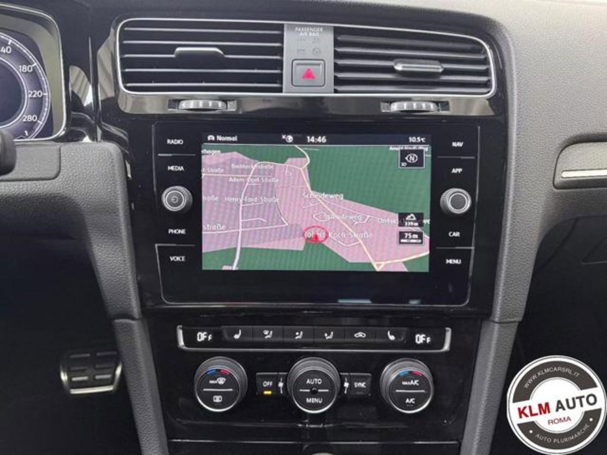 Volkswagen Golf 2.0 tsi GTI MT Ultimate 245cv (10)