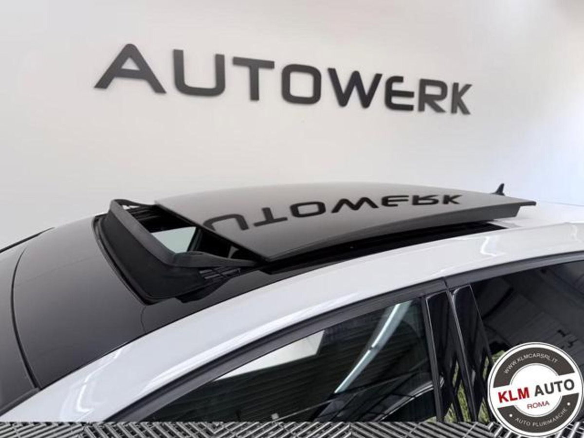 Volkswagen Golf 2.0 tsi GTI MT Ultimate 245cv (6)