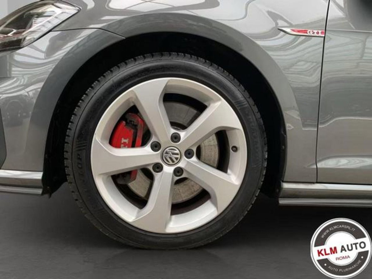 Volkswagen Golf 2.0 tsi GTI MT Ultimate 245cv (4)