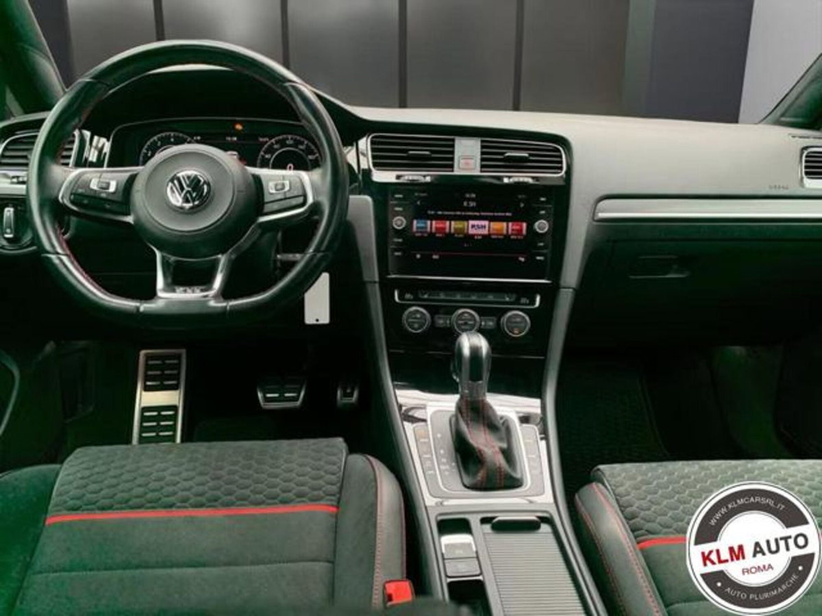 Volkswagen Golf 2.0 tsi GTI MT Ultimate 245cv (6)