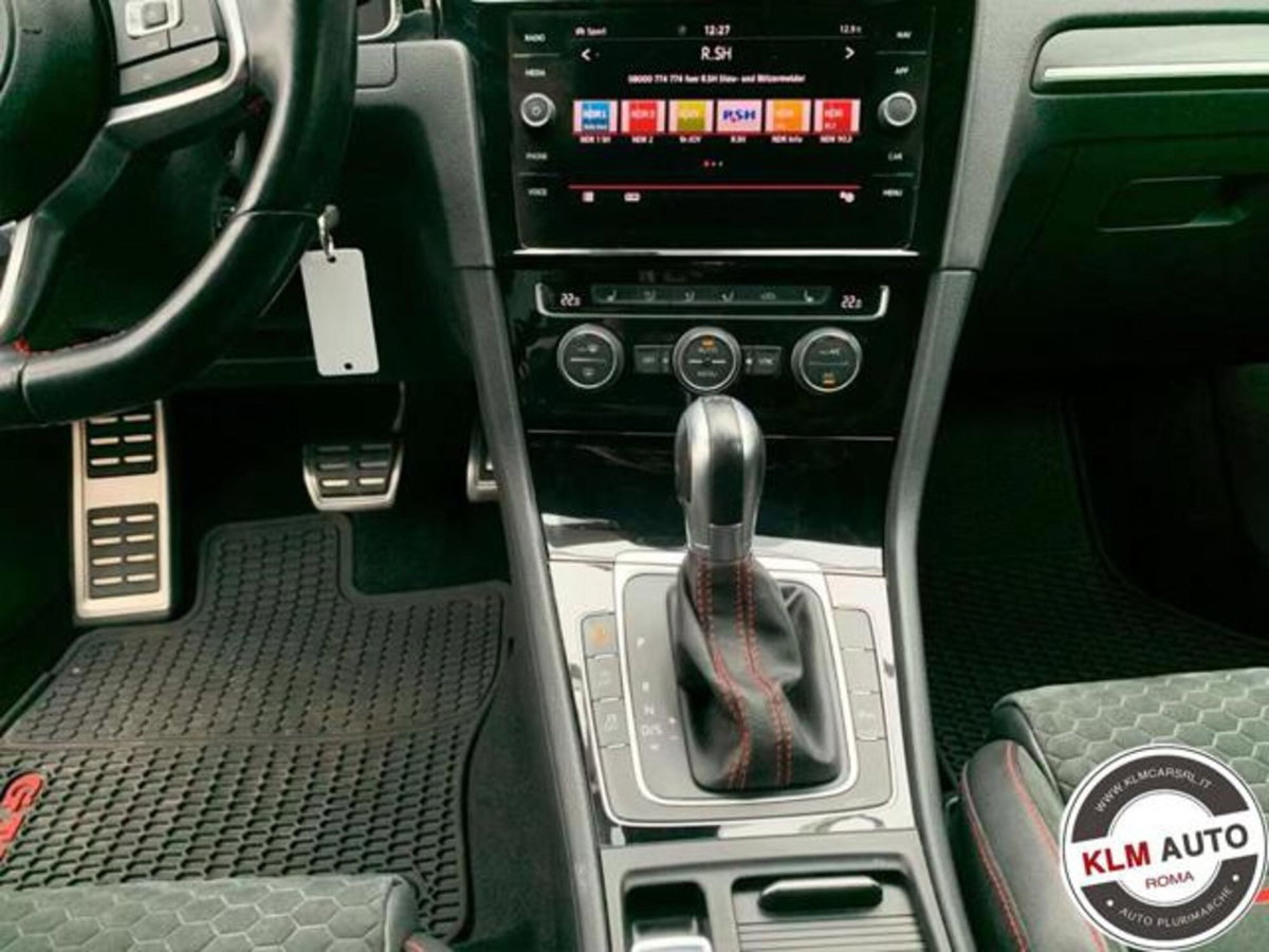 Volkswagen Golf 2.0 tsi GTI MT Ultimate 245cv (7)