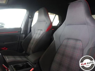 Volkswagen Golf 2.0 tsi GTI MT Ultimate 245cv (10)
